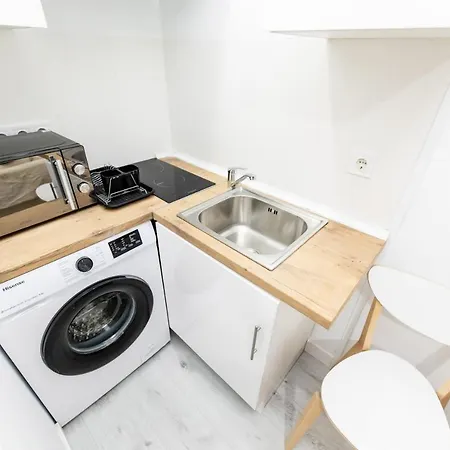 Los Apartamentos Jacinto Benavente Centro Madrid Extérieur photo