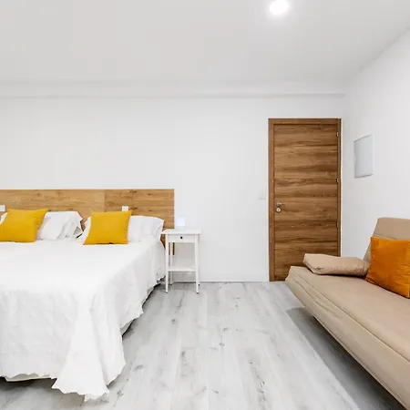 Los Apartamentos Jacinto Benavente Centro Madrid Extérieur photo