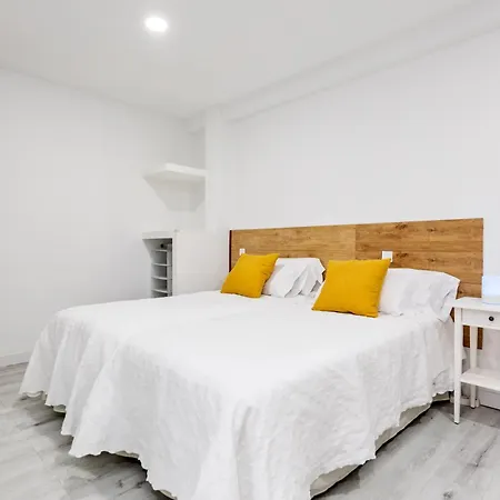 Los Apartamentos Jacinto Benavente Centro Madrid Extérieur photo