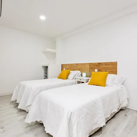Los Apartamentos Jacinto Benavente Centro Madrid Extérieur photo