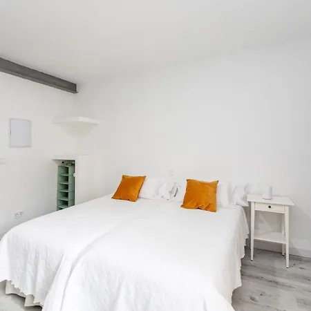 Los Apartamentos Jacinto Benavente Centro Madrid Extérieur photo