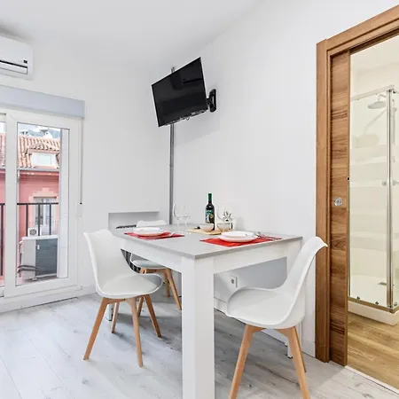 Los Apartamentos Jacinto Benavente Centro Madrid Extérieur photo